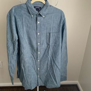 Lands End men’s button up shirt